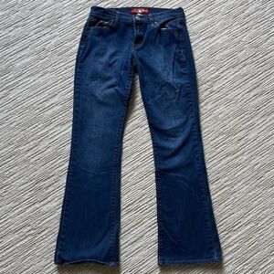 Lucky brand Sofia boot cut low rise jeans size 6